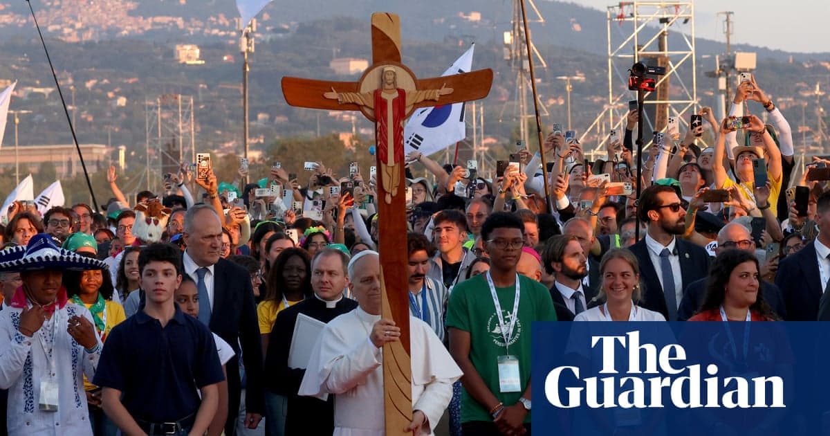 Papa Leo XIV Gets Rock Yıldızı Genç Katoliklerden Hoş Geldiniz Büyük Vigil | Papa Leo XIV