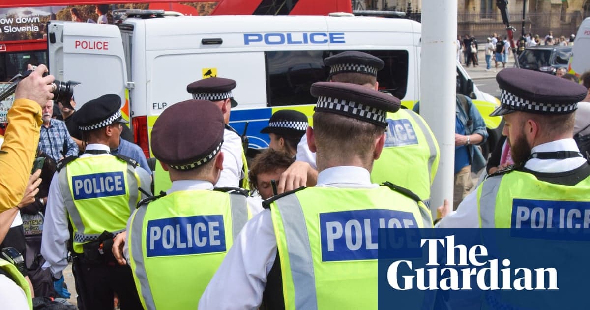 Polis Norwich'te Filistin Aksiyon Protestosunda 13 Kişi Tutukladı | İngiltere haberleri