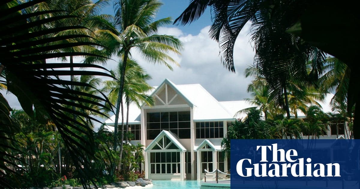 Queensland'deki lüks tatil beldesinin havuzunda bulunan timsah yeni uyarılara yol açtı | Queensland