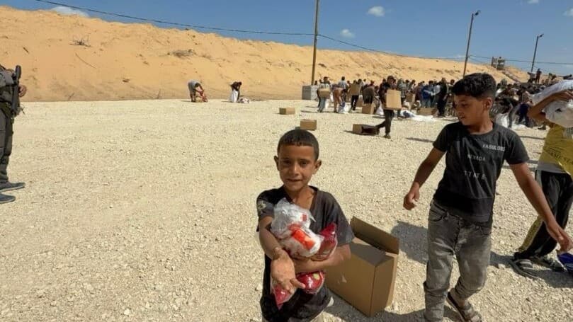 Starving child in Gaza was killed 'seconds' after receiving aid, former US military contractor says