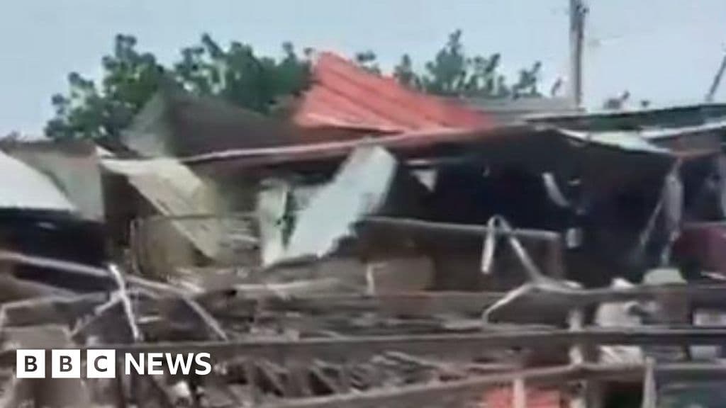 Sudan Camii'ndeki drone inme 78'i öldürür, Medic BBC'ye söyler