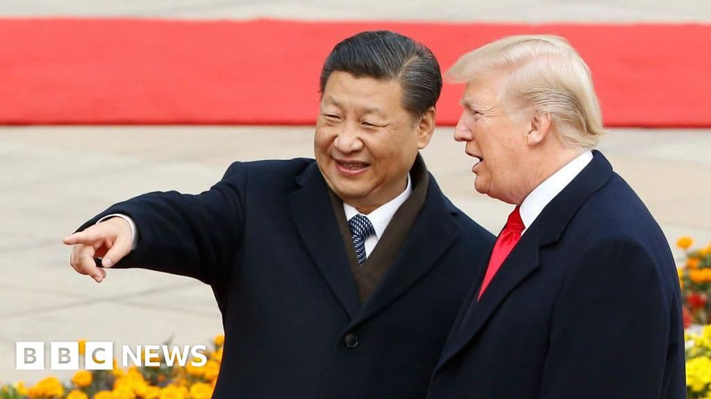 Trump, Çin'e ek yüzde 100 gümrük vergisi uygulamakla tehdit etti