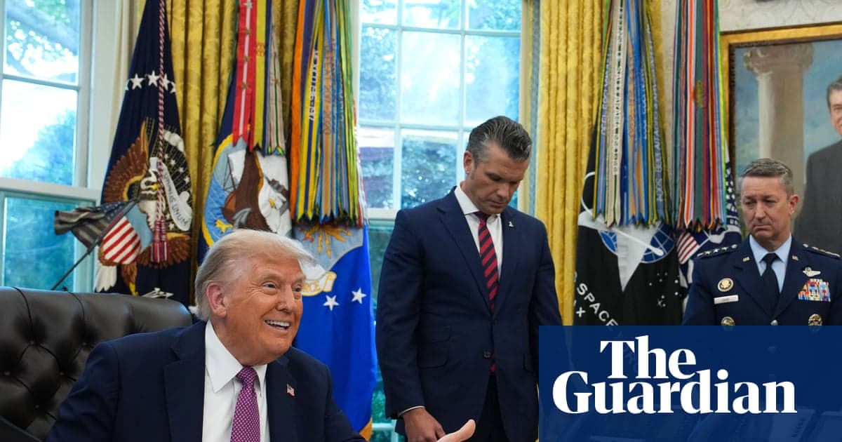 Trump, Pentagon'u Savaş Bölümü olarak yeniden markalaştıran yönetici emri imzalar | Donald Trump