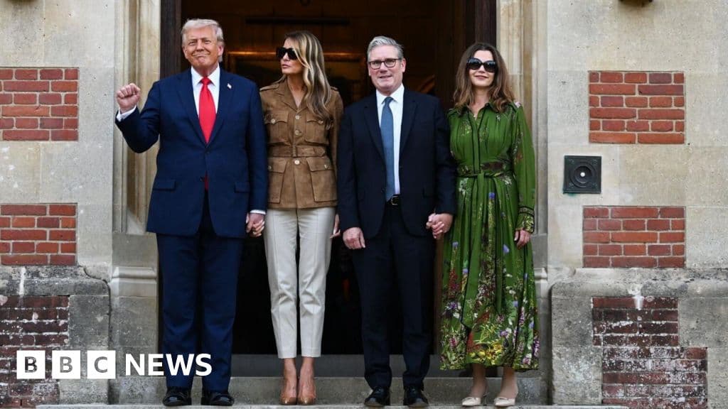 Trump, Starmer'ın İngiltere sınırlarını kontrol etmek için orduyu kullanabileceğini öne sürüyor