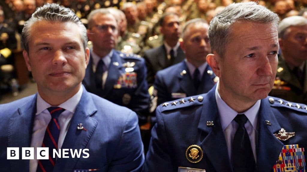 Trump ve Hegseth'in en iyi ABD Generalleri Toplanması Nasıl Geldi?