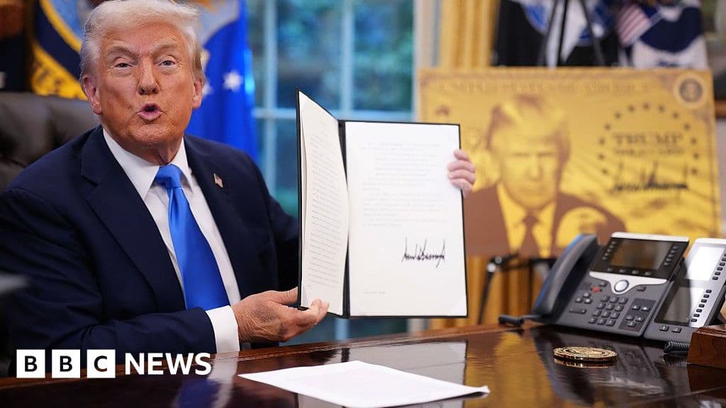 Trump, yetenekli işçi vizesi başvuru sahipleri için 100.000 dolarlık ücret ekledi
