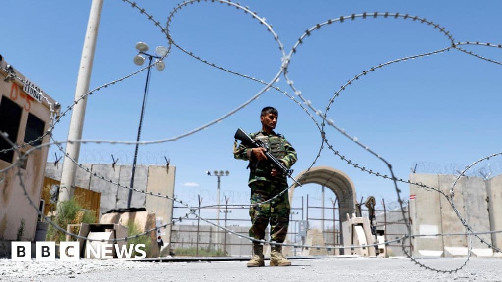 Trump'ın Taliban yetkilisi tarafından reddedilen Bagram Airbase 'geri alma' umudu
