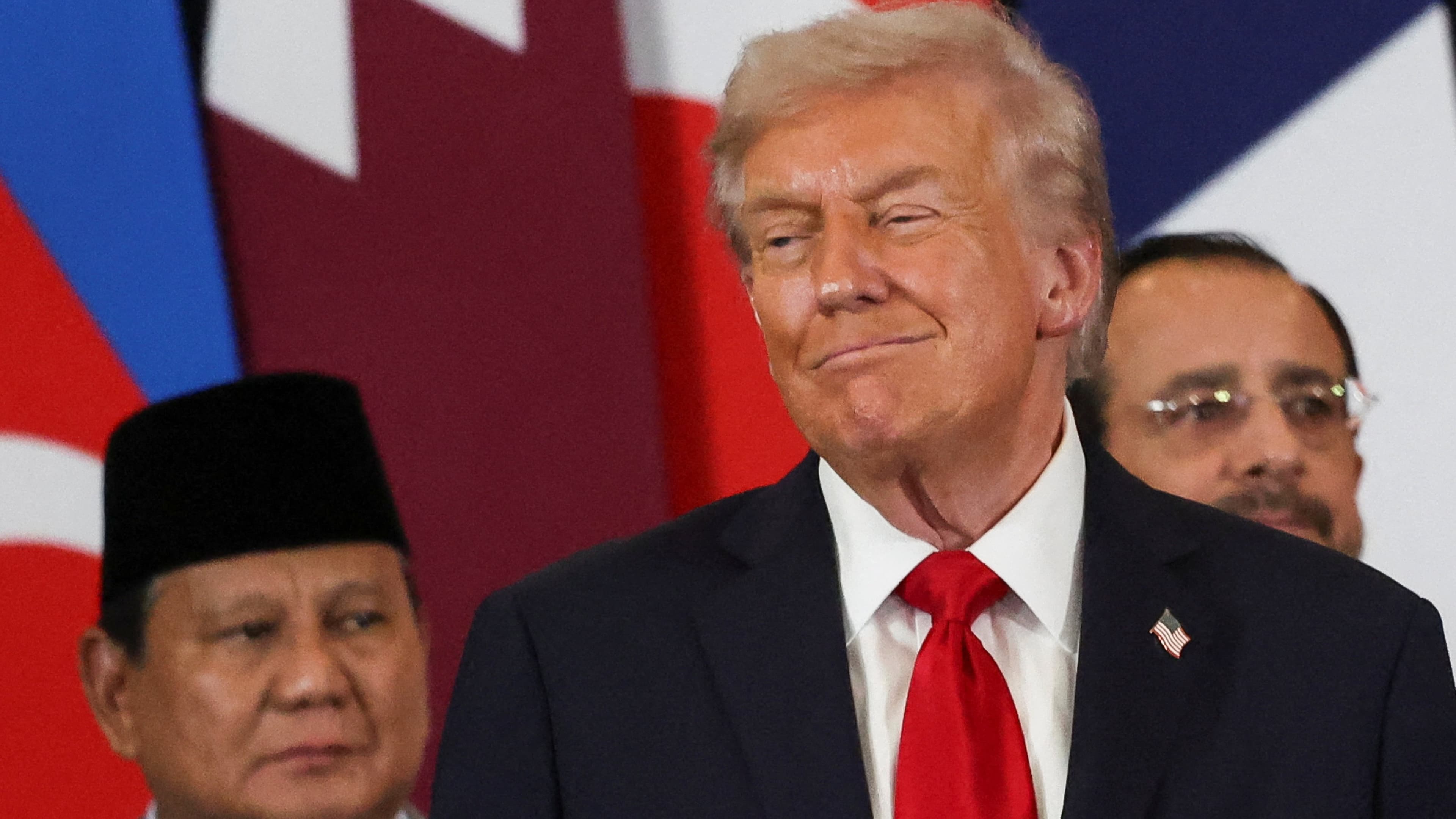 Trump’s Gaza ceasefire summit turns into viral spectacle of gaffes and awkward diplomacy