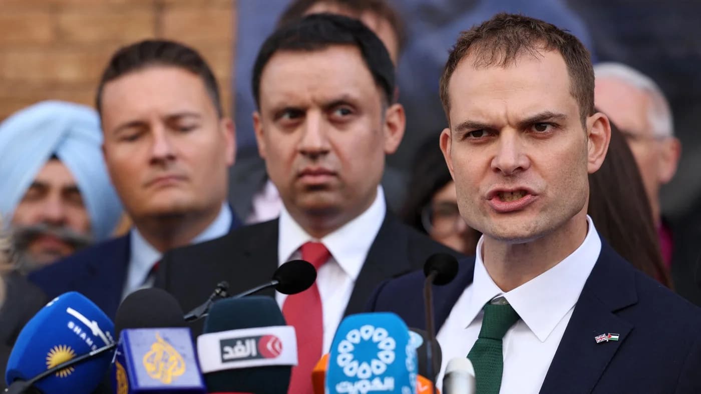 UK Middle East minister appears to accept 'risk of genocide' in Gaza