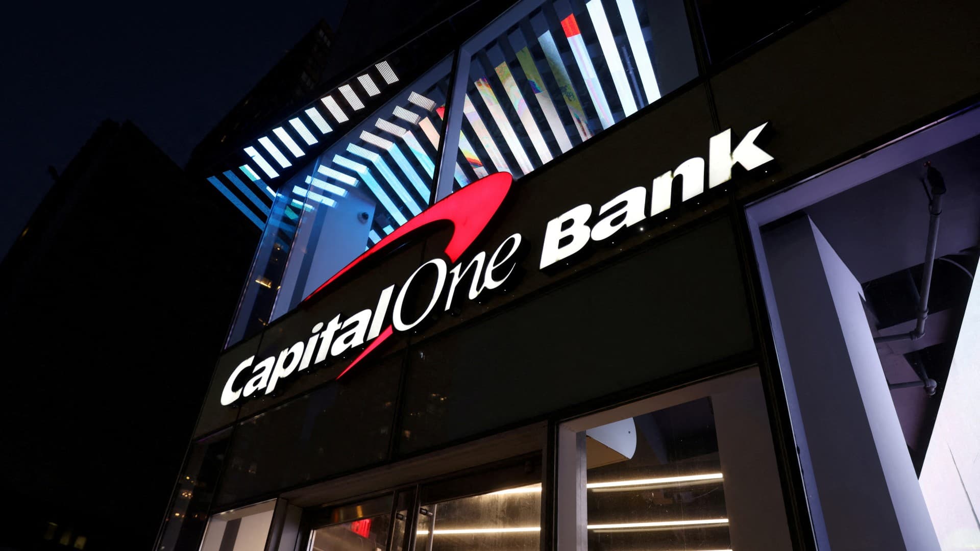 US: Activists protest against Capital One over loan to Israeli arms manufacturer Elbit Systems