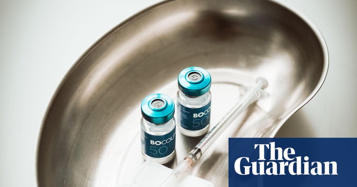 Uzmanlar DIY Botox benzeri enjeksiyonlara karşı yasadışı olarak mevcuttur. Kozmetik cerrahi