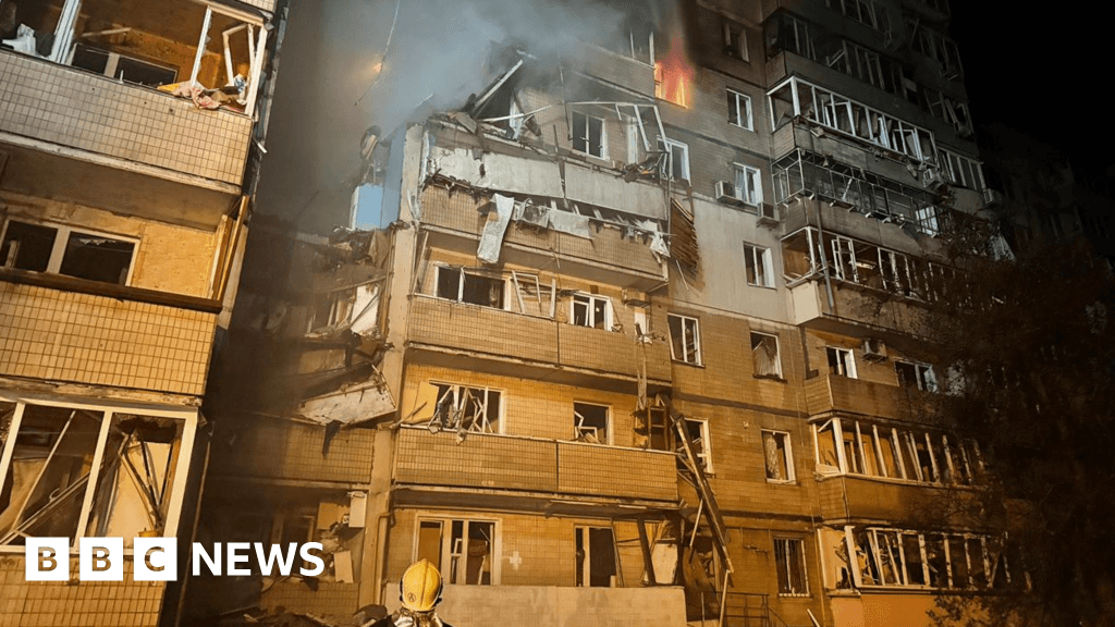Yetkililer, Rus drone saldırısında öldürülen iki arasında bebek, diyor yetkililer